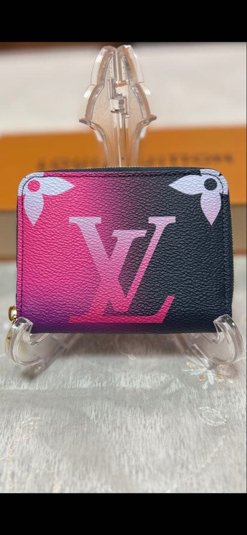 よし様最終ルイヴィトン スプリングインザシティミッドナイトフューシャパース