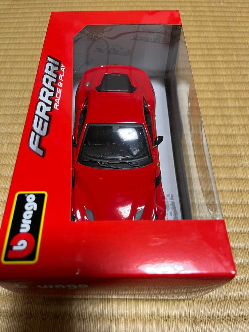 京商 フェラーリ F12tdf burago 1/24 AUTOart