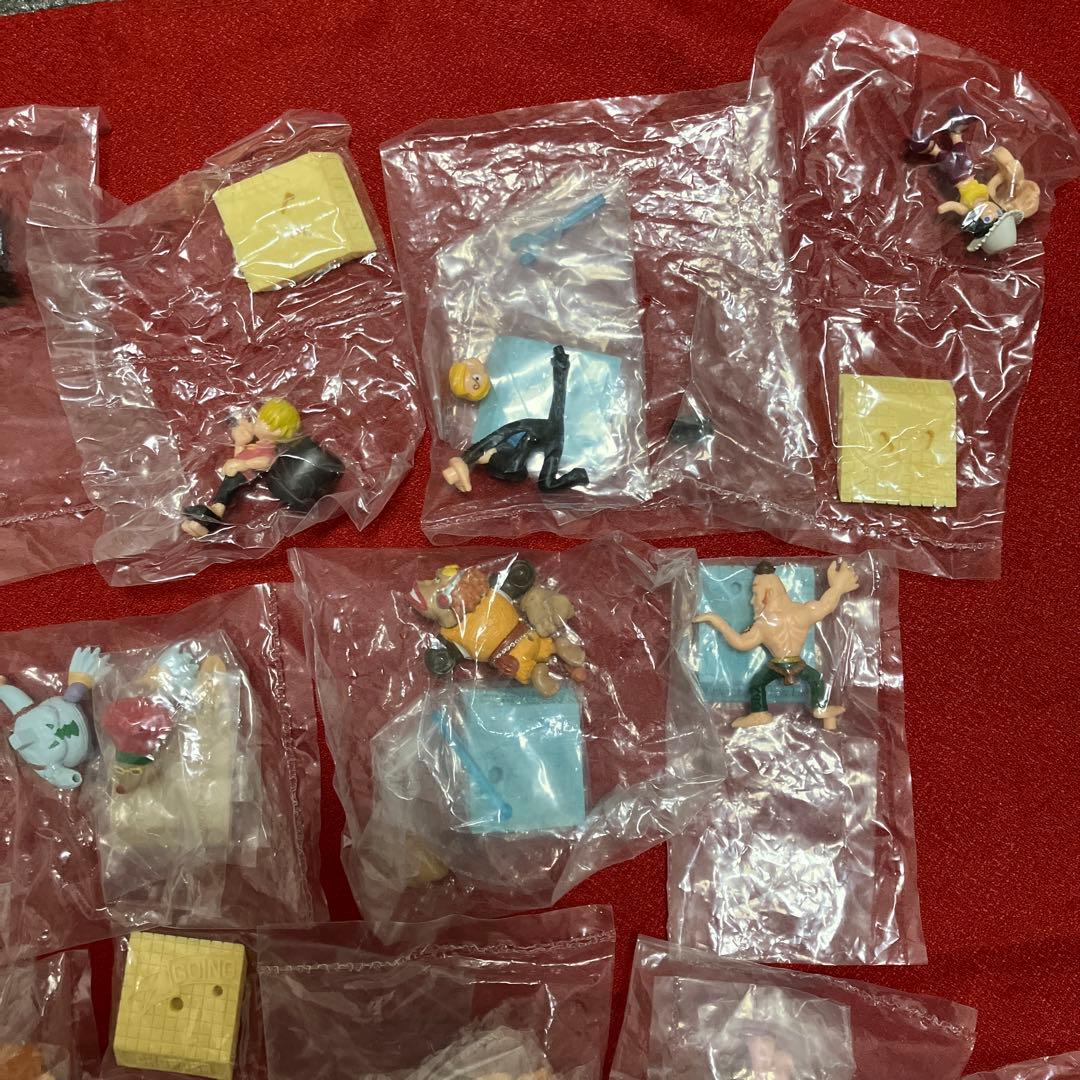 ワンピース　グランドバトル　フィギュア