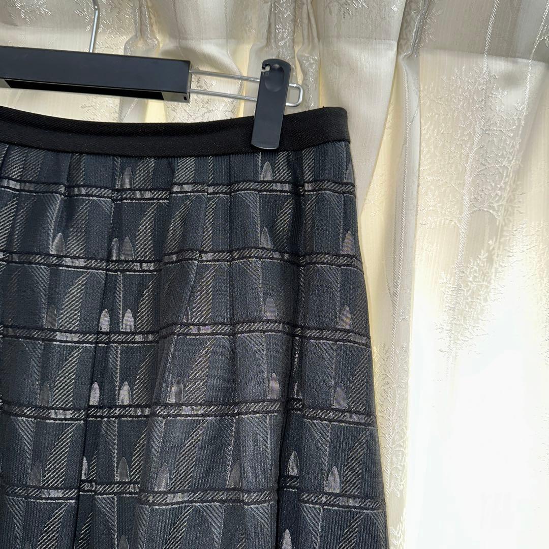 TOBEスカート4枚セット！➕マッキントッシュ1枚