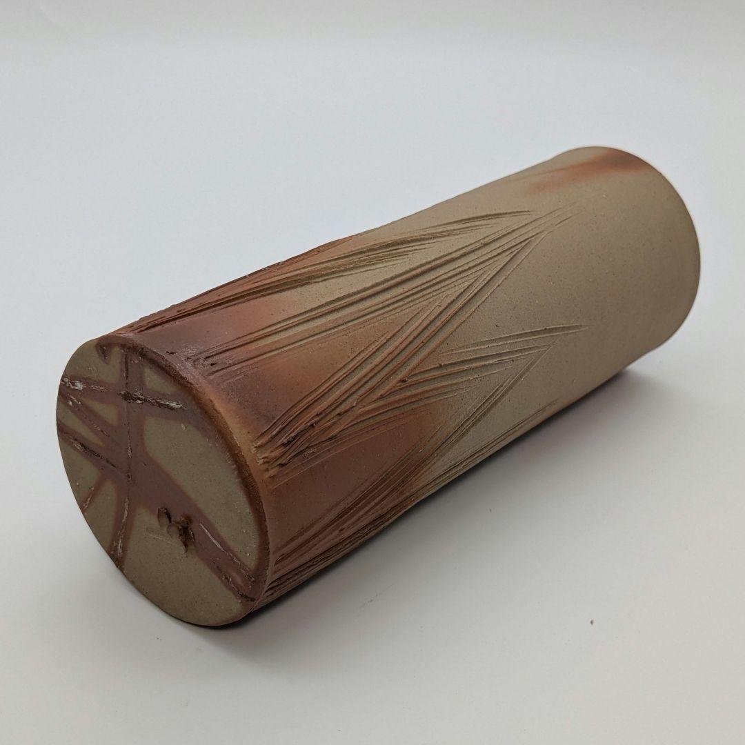 岡山県重要無形文化財 松井與之 備前焼 緋襷花入 共箱共布栞 花器 花瓶