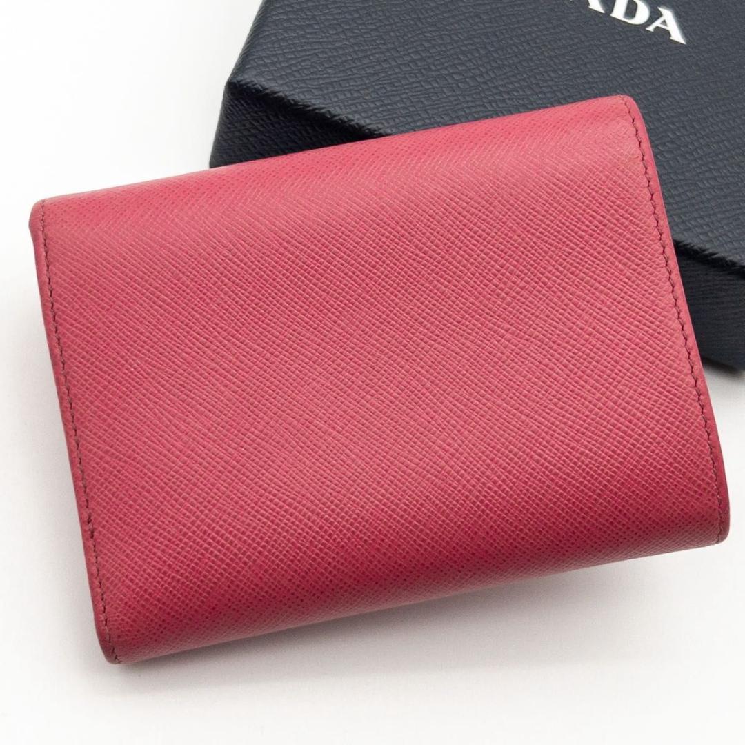 PRADA サフィアーノ 本革 ピンク 三つ折り 三角ロゴ トライアングル