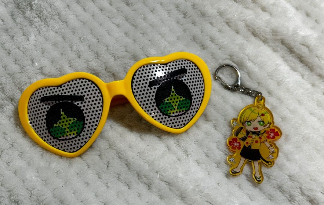 ぷりっつ Summerグッズ サングラス アクキー - メルカリ
