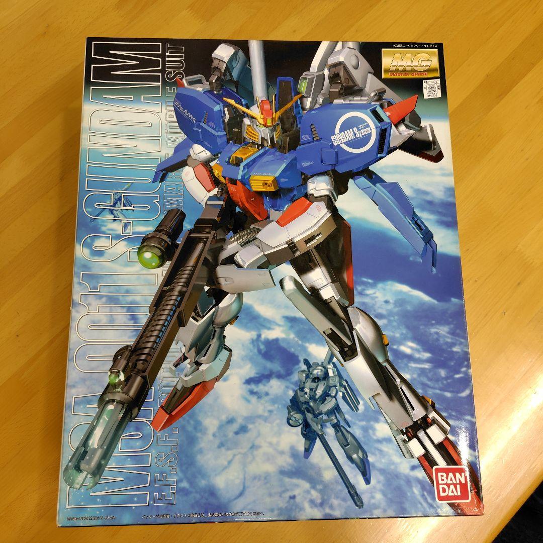 ロボット MG S-GUNDAM 1/100 MG 1/100 Ex-S GUNDAM/S GUNDAM - Brookhurst Hobbies