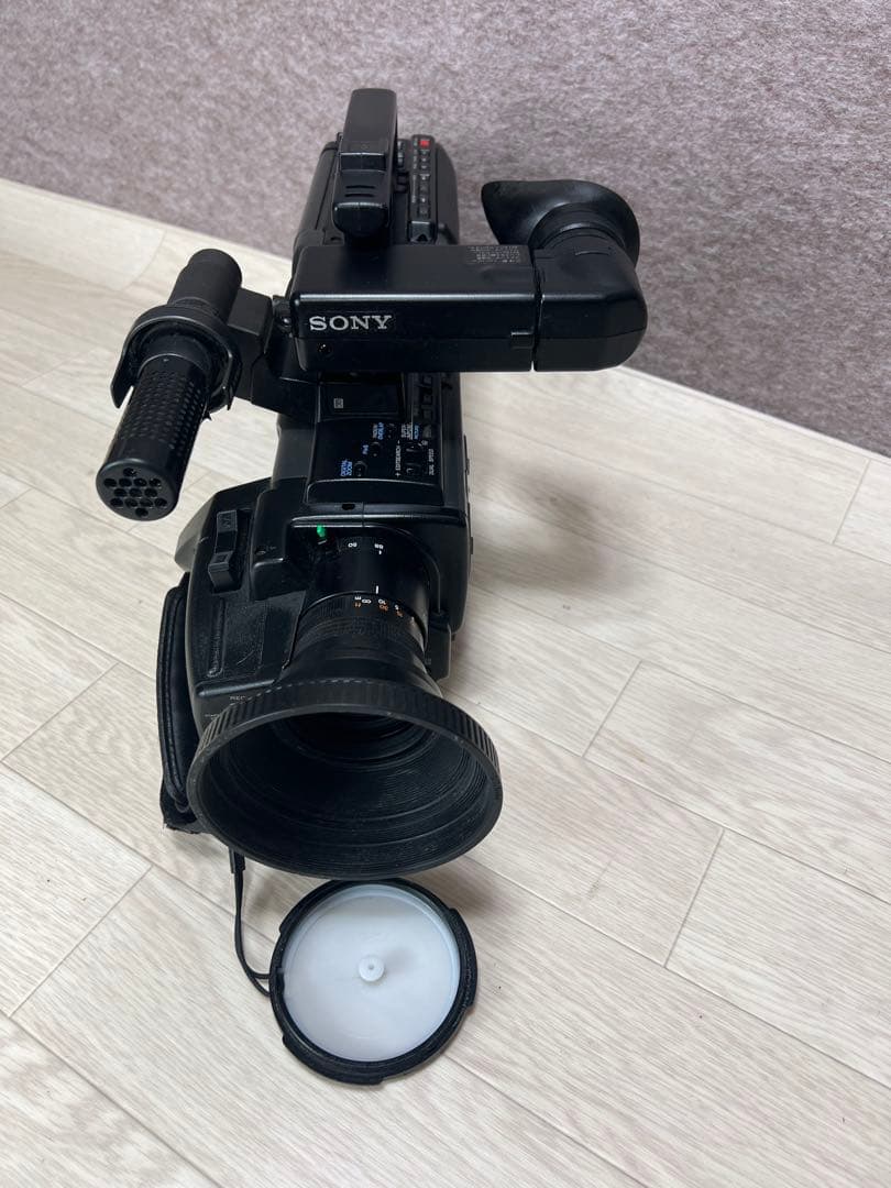 SONYソニーCCD-V5000ビデオHi8PROカメラ中古動作未確認ジャンク