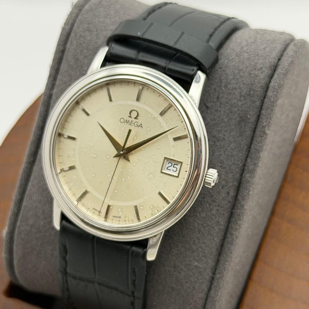 【超希少】オメガ　クォーツ　4810.31 ホワイト　デイト　美品　ベルト新品
