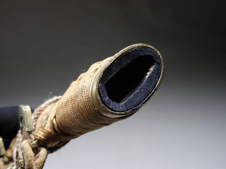 ●模造刀 金梨地 弦葉紋蒔絵糸巻太刀拵 大和刀 湾れ刃 リアル コスプレにも