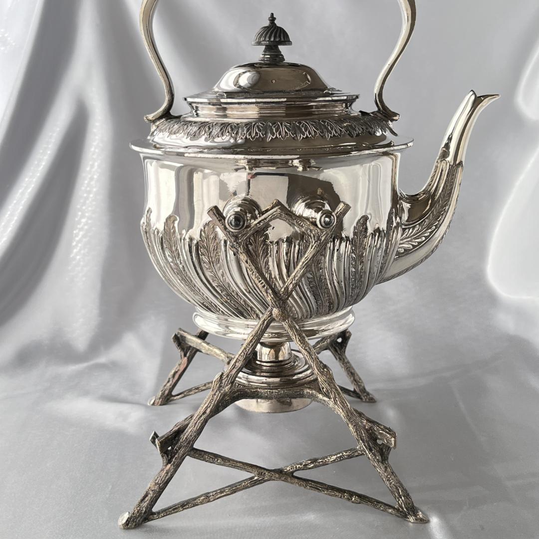 【Walker & Hall】 ビクトリアン ティーケトル バナー / スタンド