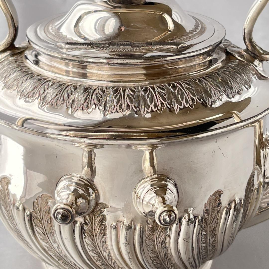 【Walker & Hall】 ビクトリアン ティーケトル バナー / スタンド