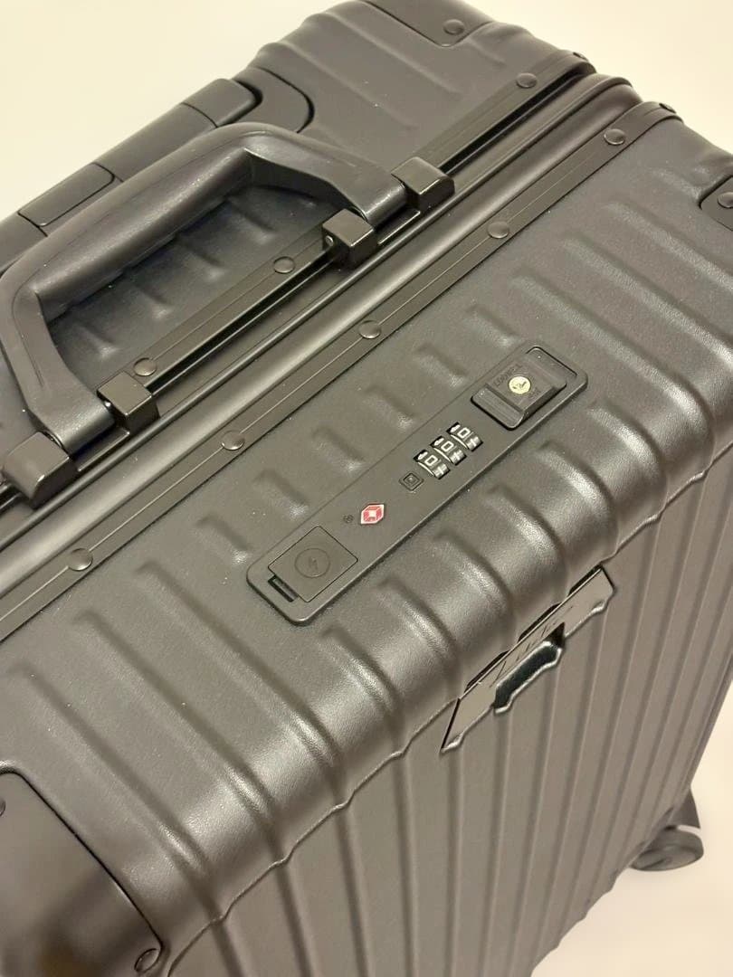 リベティ多機能キャリーケース【マットブラックSサイズ】A50