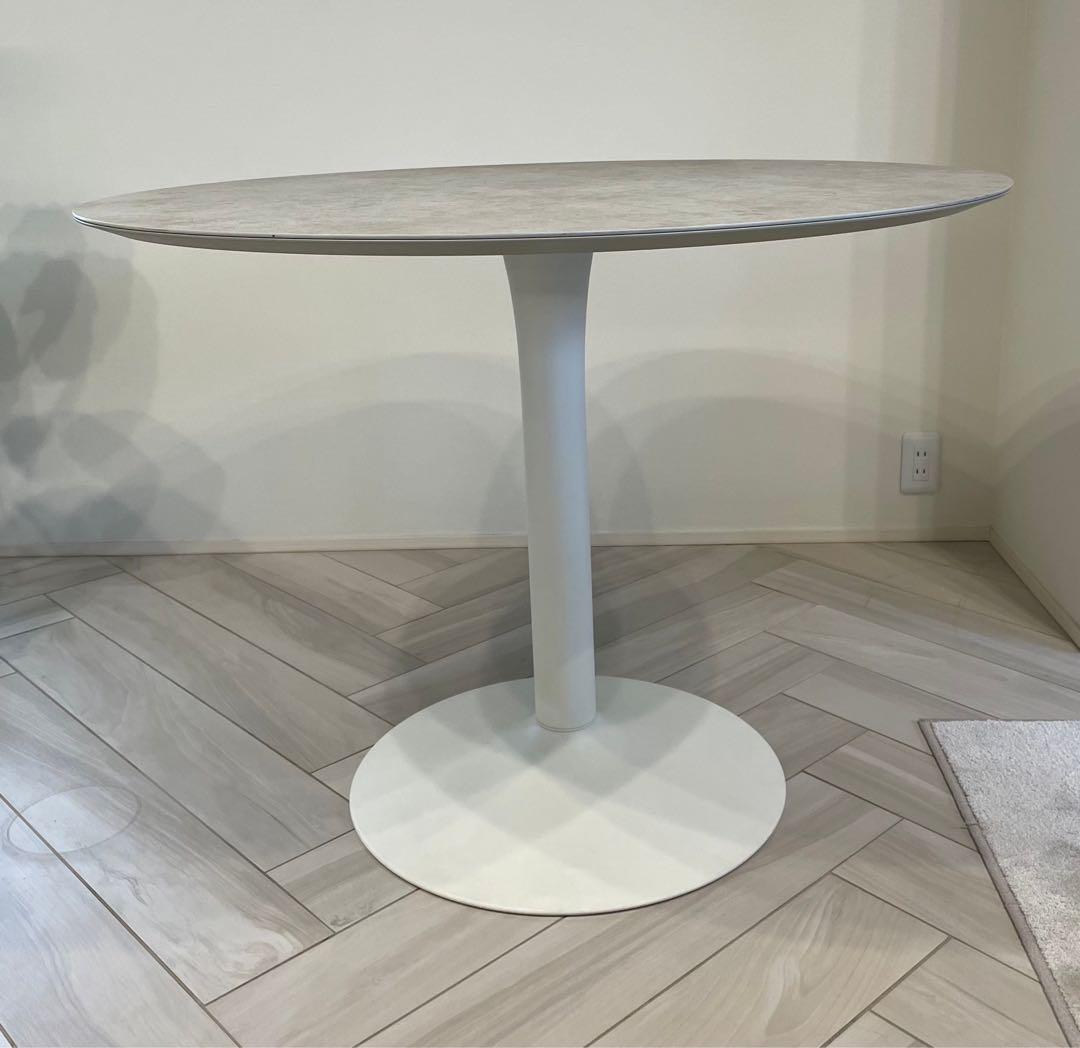 ［美品］BoConcept New Yorkテーブル（アッシュセラミック）