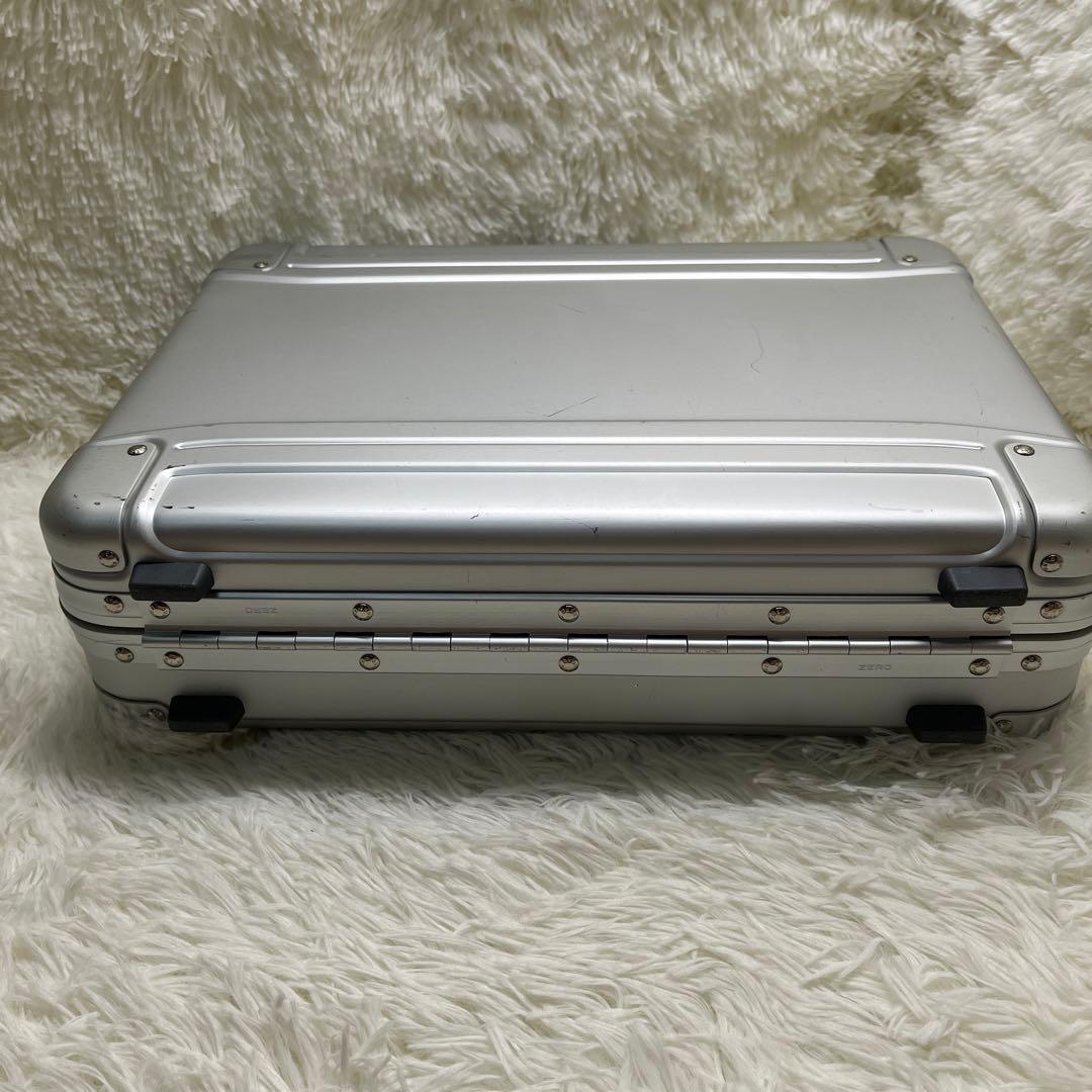 ゼロハリバートン アタッシュケース Geo Aluminum 3.0