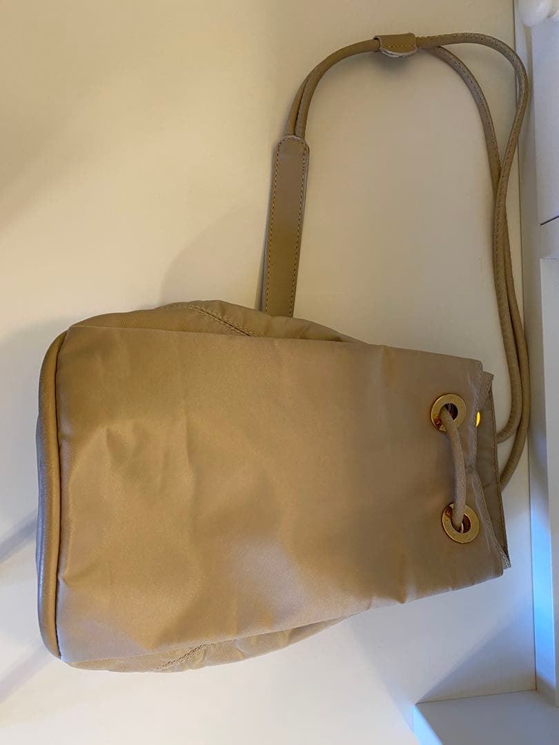 【お値下げ】セリーヌCELINEベージュ ナイロン 巾着型 ショルダーバッグ