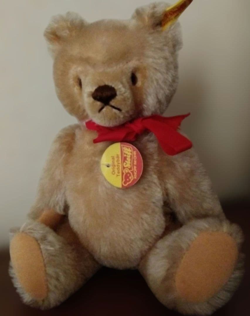 シュタイフ　オリジナル・テディベア（身長25センチ）