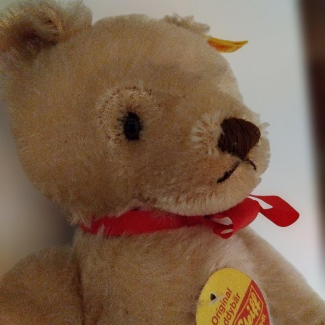 シュタイフ　オリジナル・テディベア（身長25センチ）