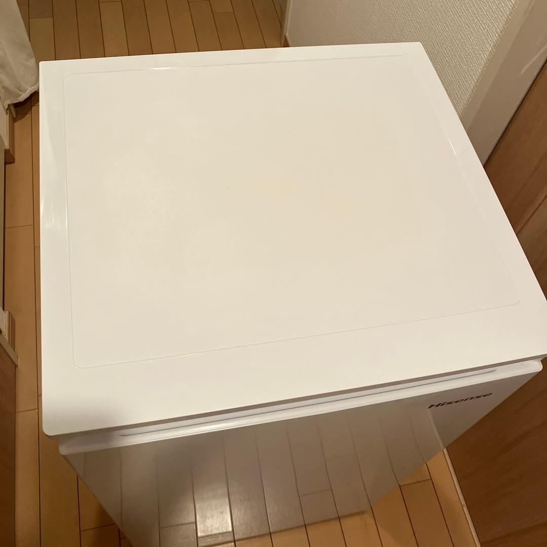 Hisense ノンフロン冷凍庫 HF-A61W 61L