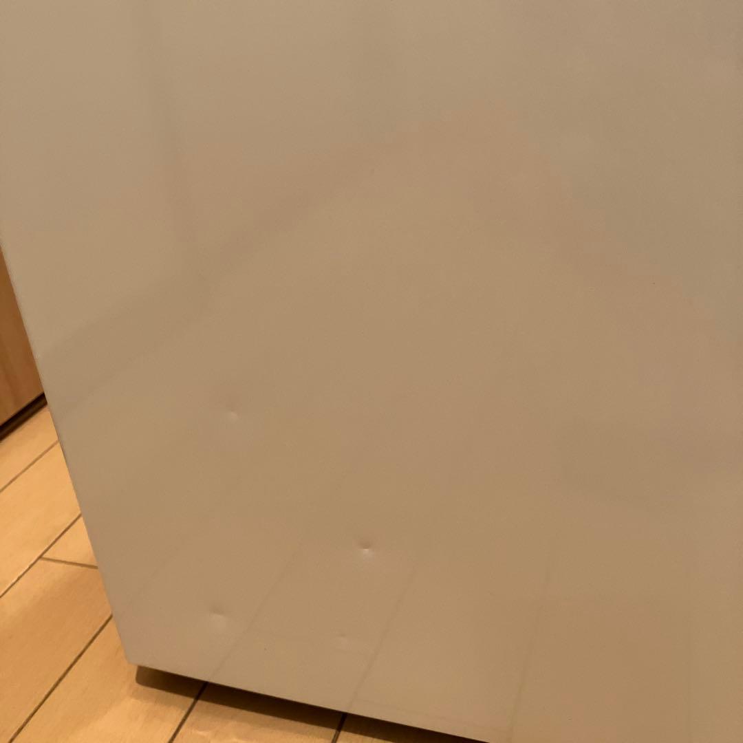 Hisense ノンフロン冷凍庫 HF-A61W 61L