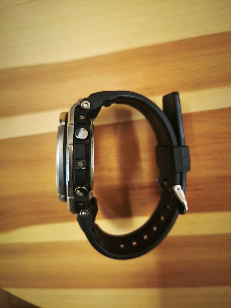 ジーショックG-STEEL 電波ソーラー GST-W110-1AJF ブラック