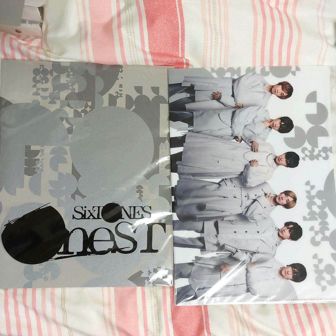 SixTONES グッズ まとめ売り - メルカリ