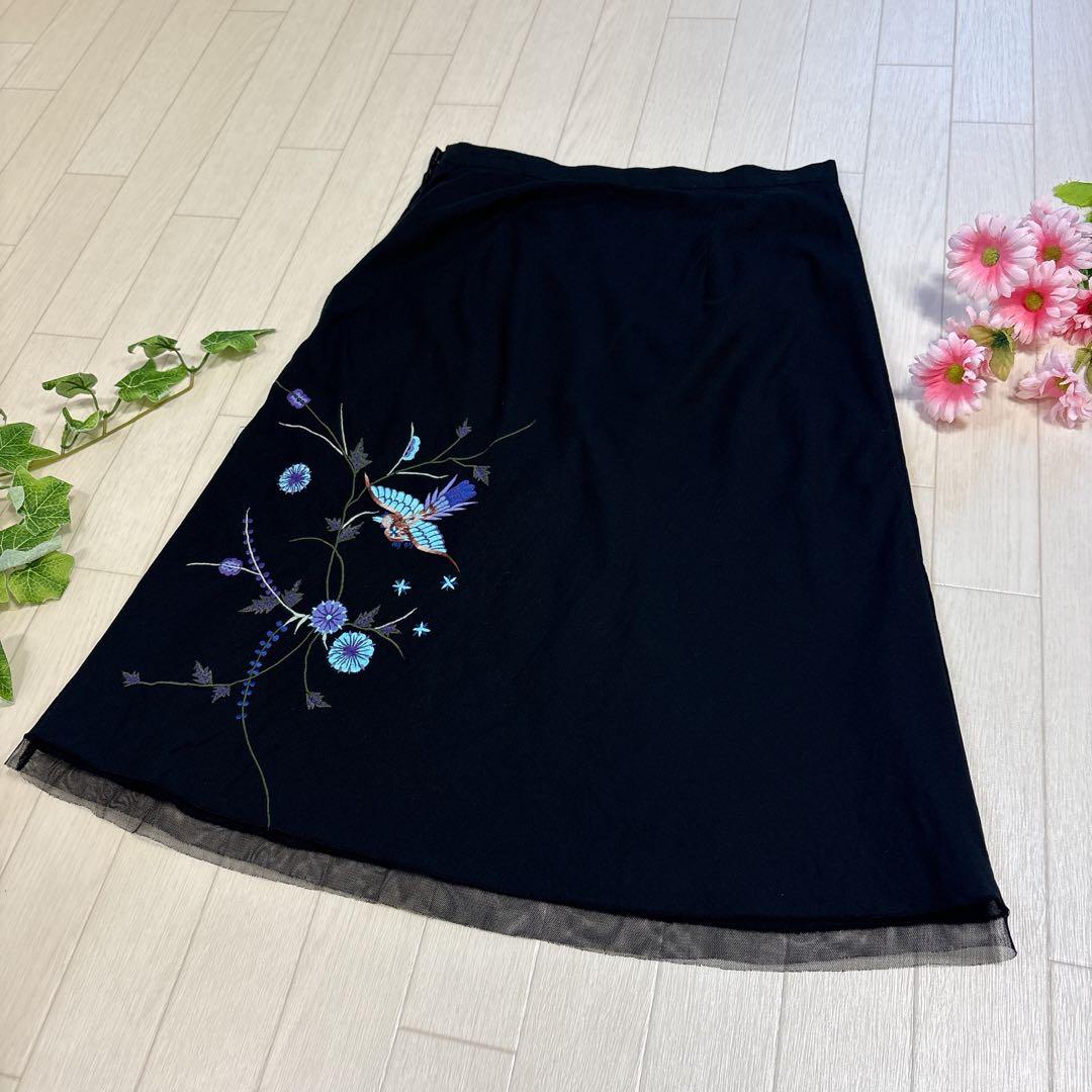 VIVIENNE TAM ヴィヴィアンタム スカート 花柄 刺繍 ブラック 0