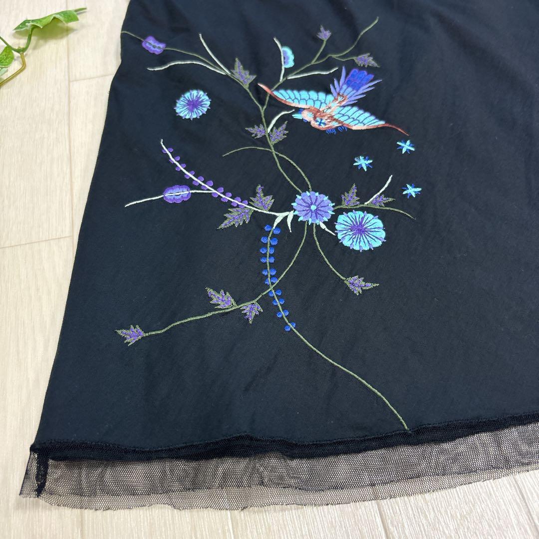 VIVIENNE TAM ヴィヴィアンタム スカート 花柄 刺繍 ブラック 0