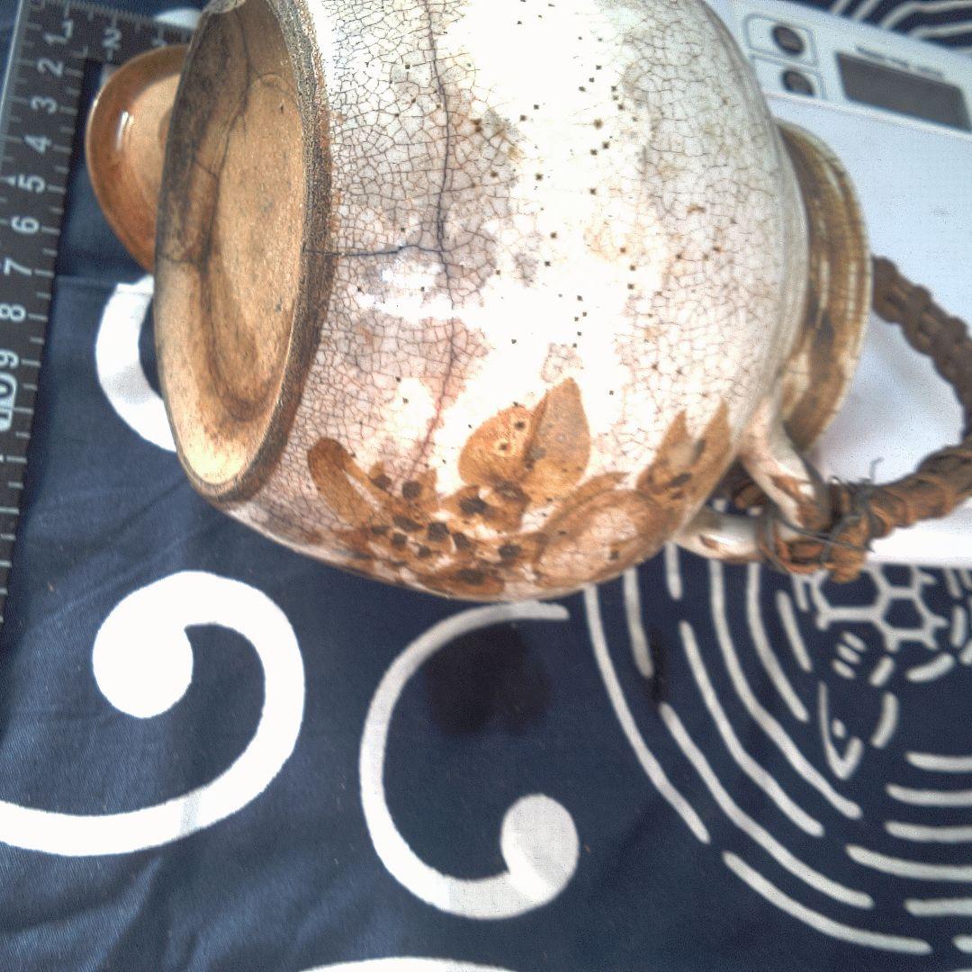 骨董2手作り陶器急須 籐ハンドル付き 水漏れあります