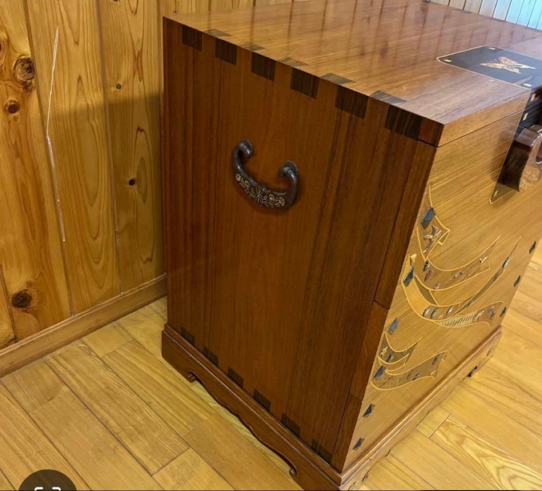 寄木箪笥 木象嵌 3段チェスト サイドボード 整理箪笥 寄木細工 鍵付き