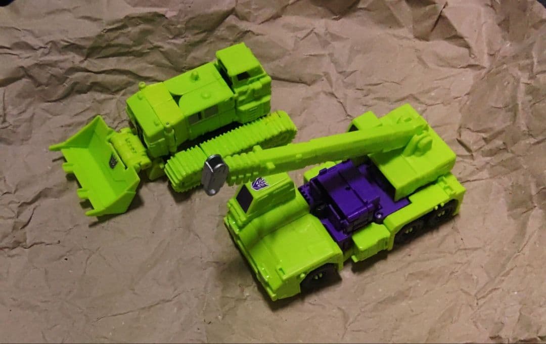 トランスフォーマーCW　デバステーター(デバスター)中古箱なし現状品