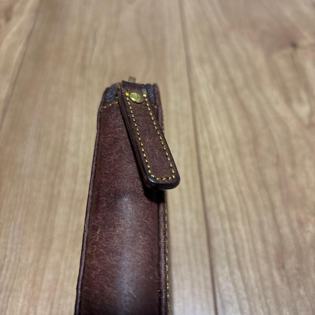 美品　バハギア　ペンケース　ラウンドジップ型　プエブロ　タバコ