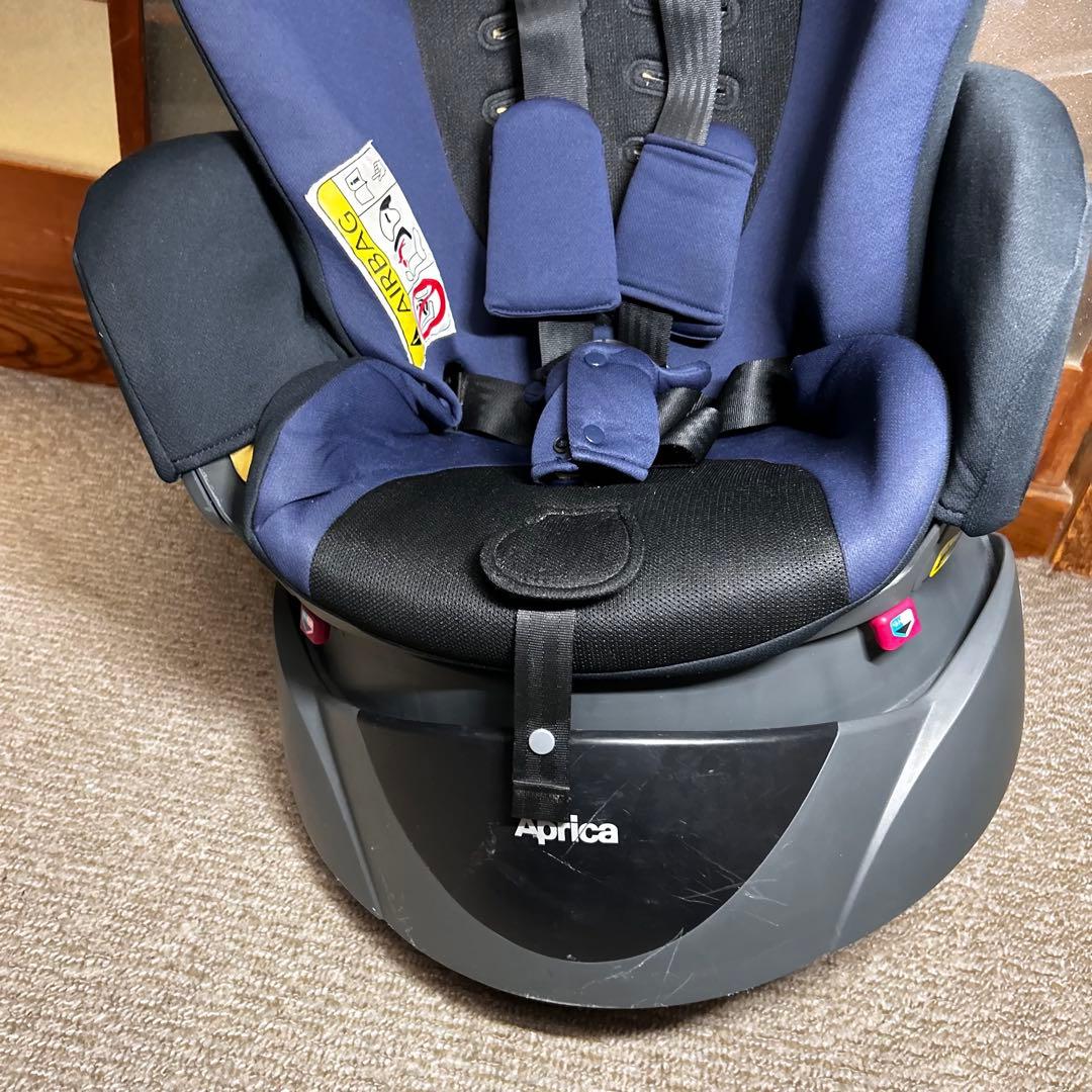 【良品】Aprica Deaturn Plus チャイルドシート ネイビー
