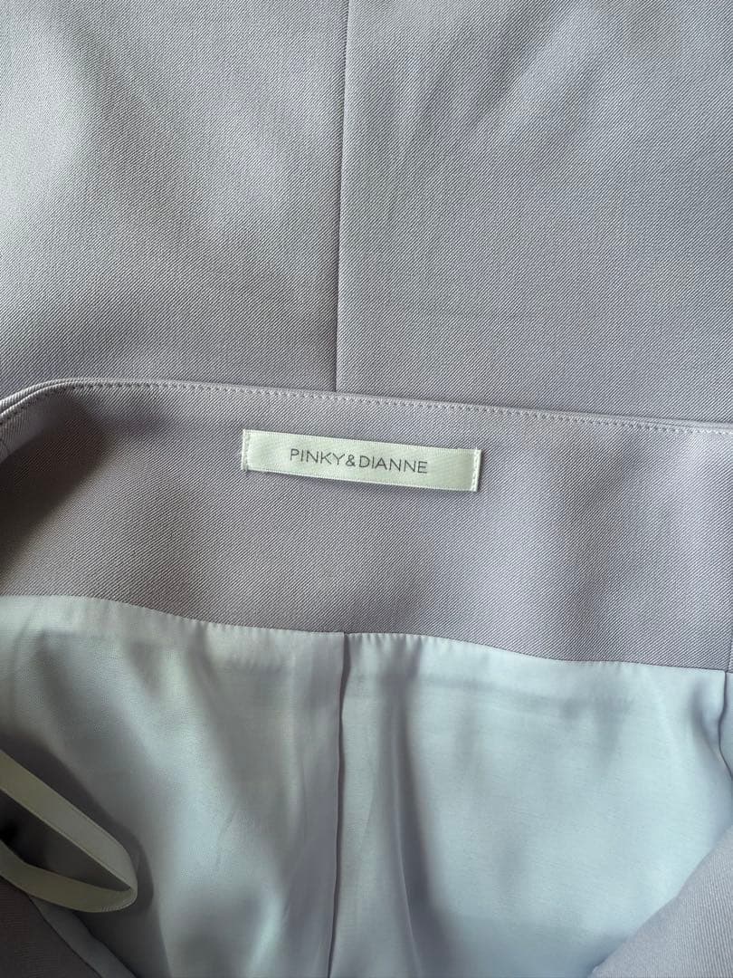 ピンキーアンドダイアン　ラベンダータイトスカート ボタン付き