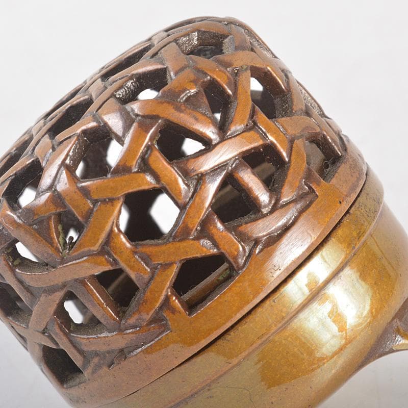 高岡銅器　下尾治彦作　古銅　すかし三足香炉　共箱　V　R5263