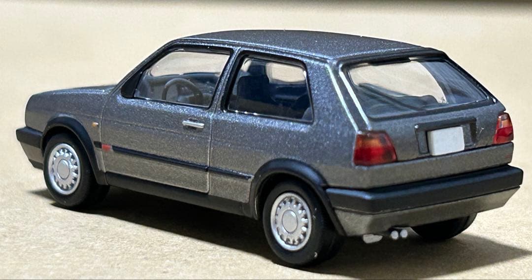 トミカリミテッドヴィンテージネオ フォルクスワーゲン ゴルフⅡ グレー