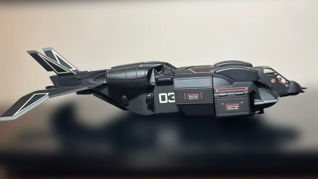 超レア❗️新世紀合金 1/72 エイリアンドロップシップ＃3 ブラックバージョン