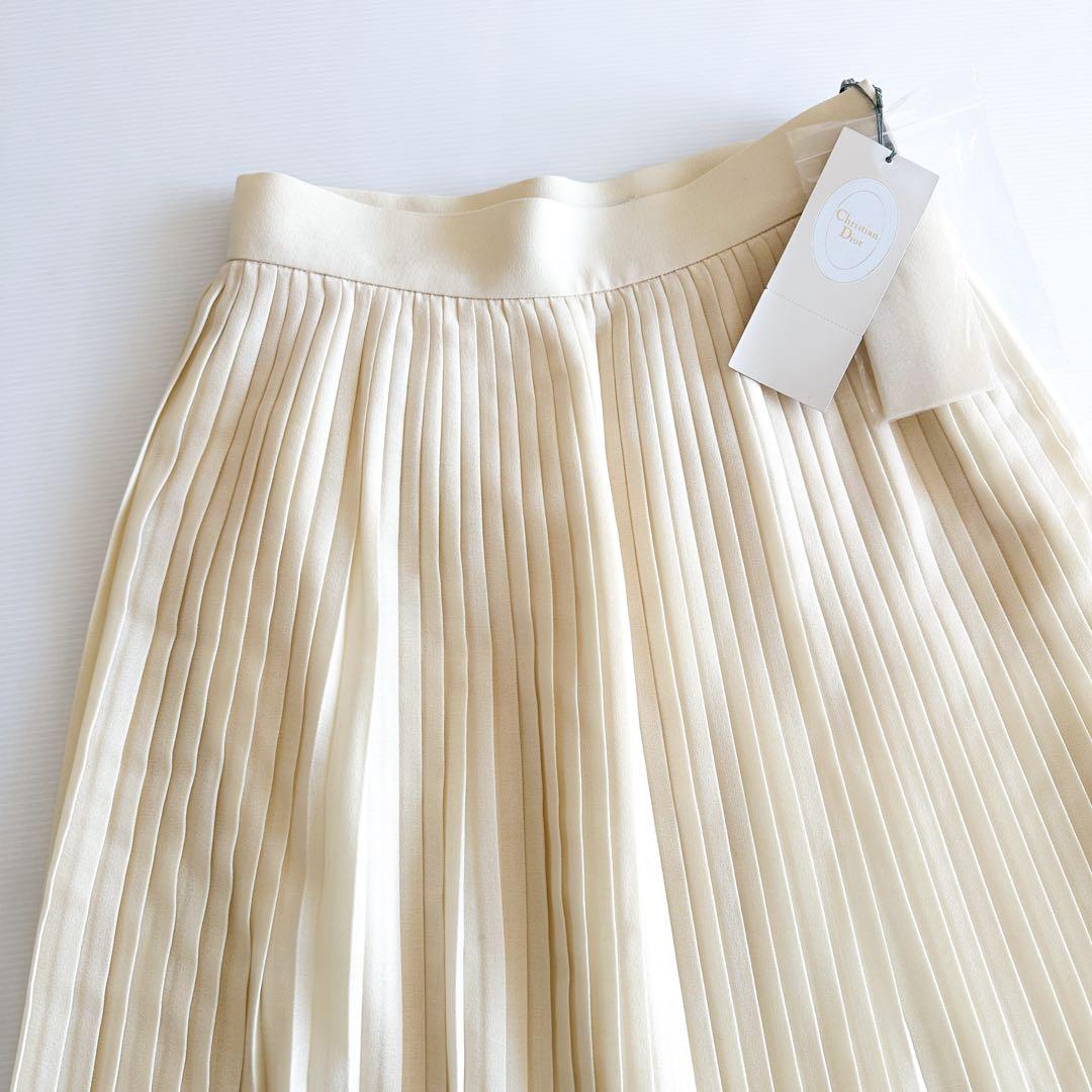 【新品タグ付き】ディオール / プリーツスカート M クリーム 未使用