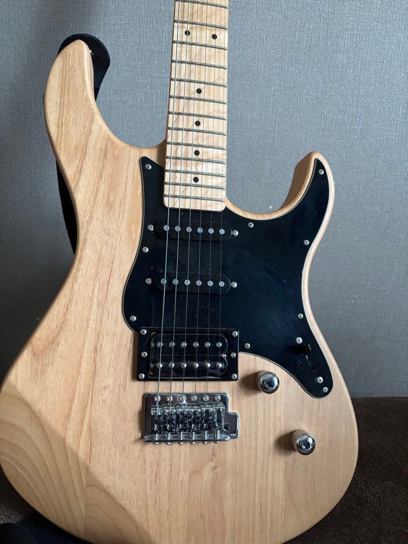 ギター PACIFICA PAC 112V