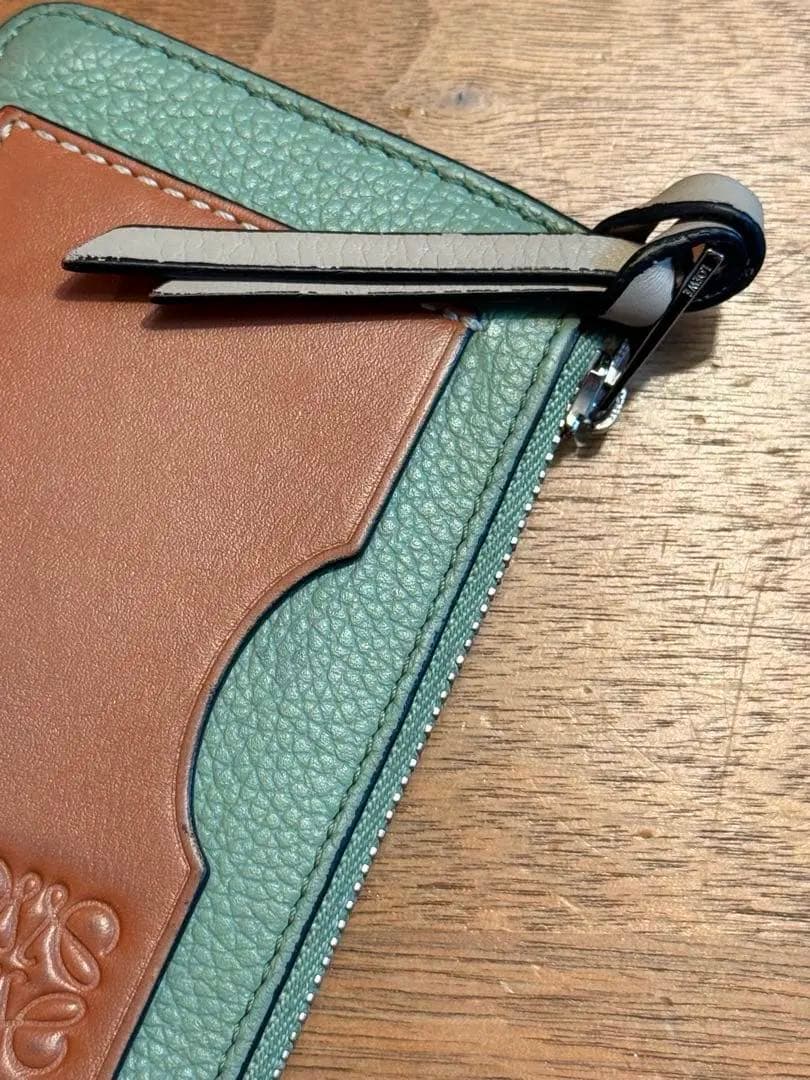 ロエベ ケース カードホルダー レザー LOEWE カードケース 財布