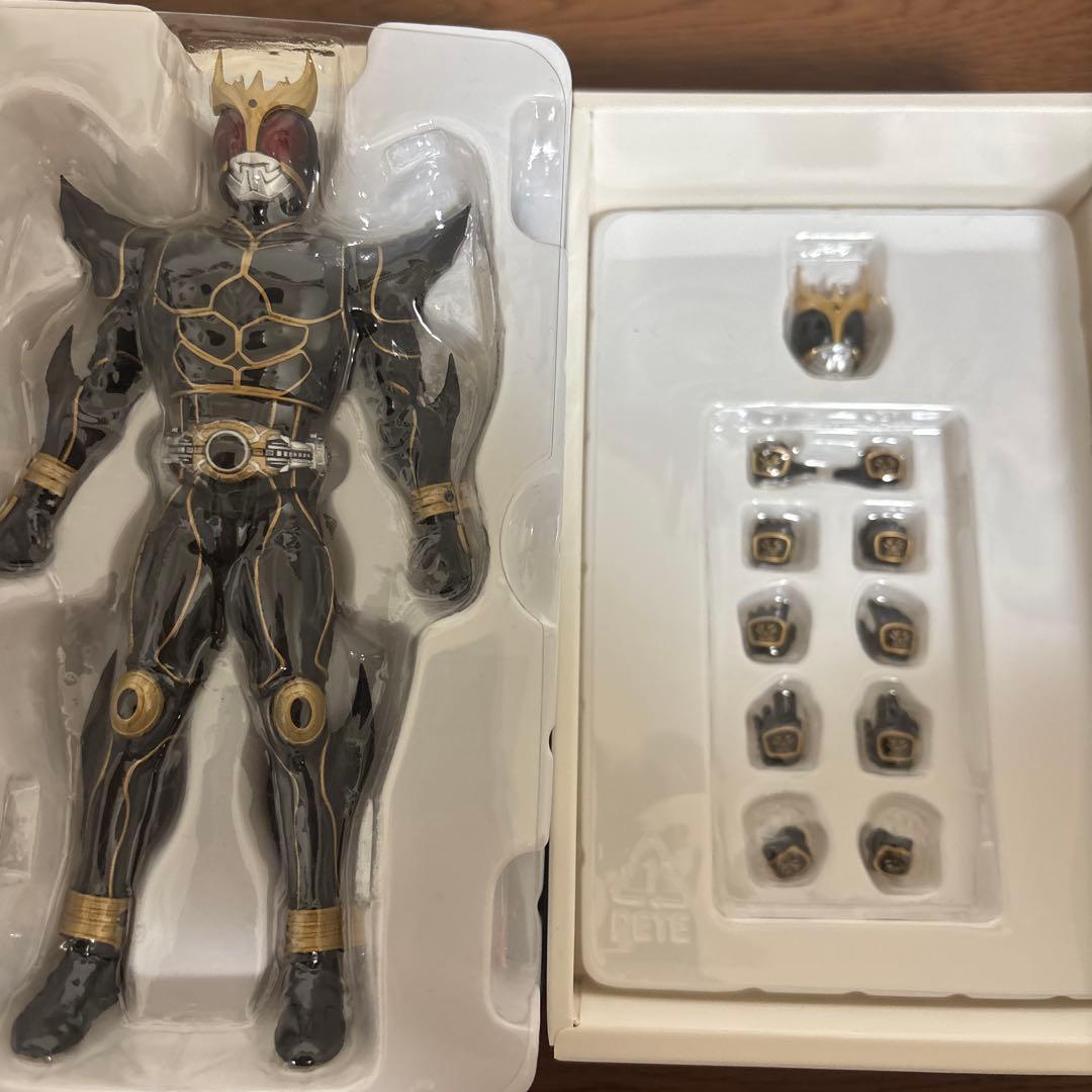 真骨頂製法 S.H.Figuarts 仮面ライダークウガ アルティメット