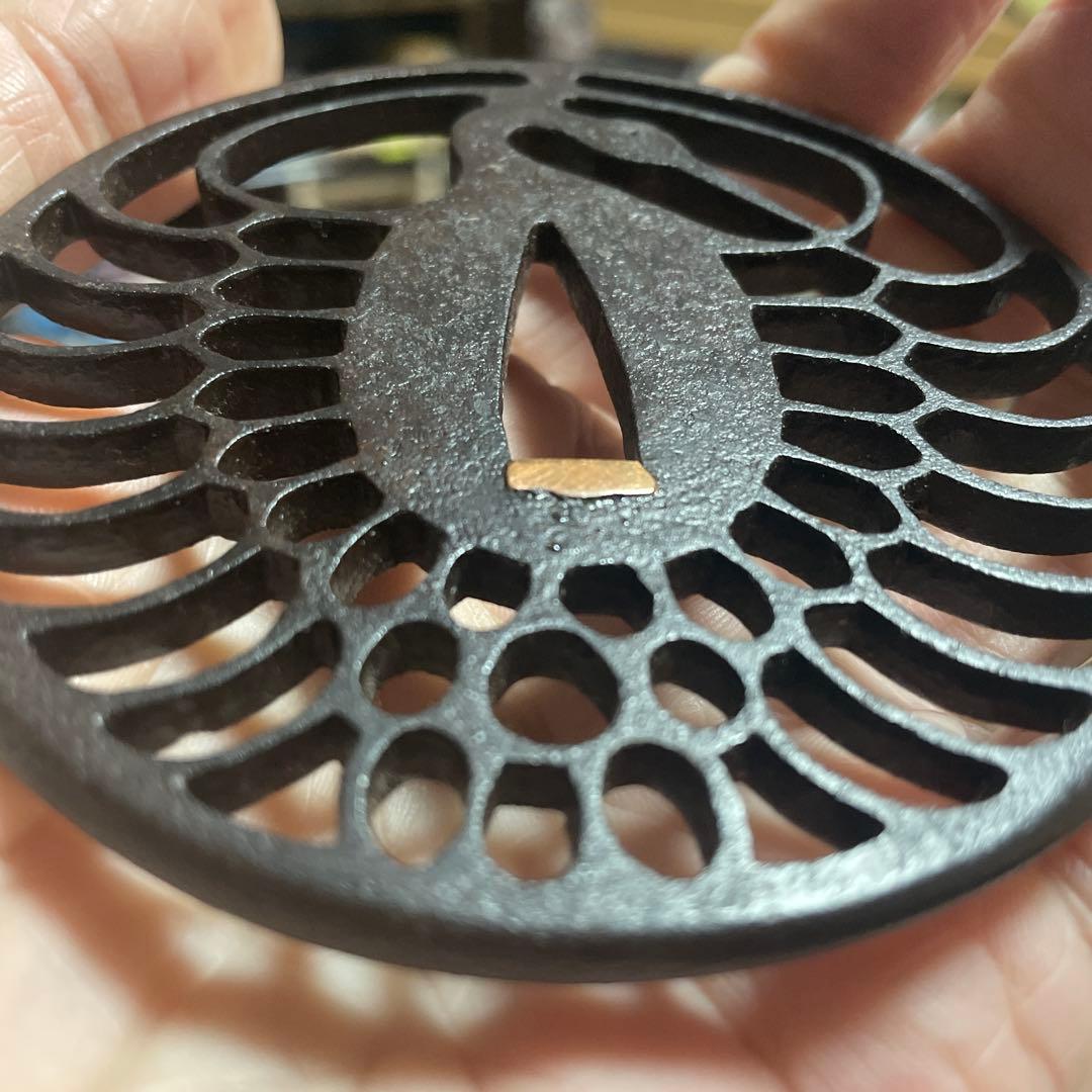 鉄鍔　鶴透かし丸形鐔　武具