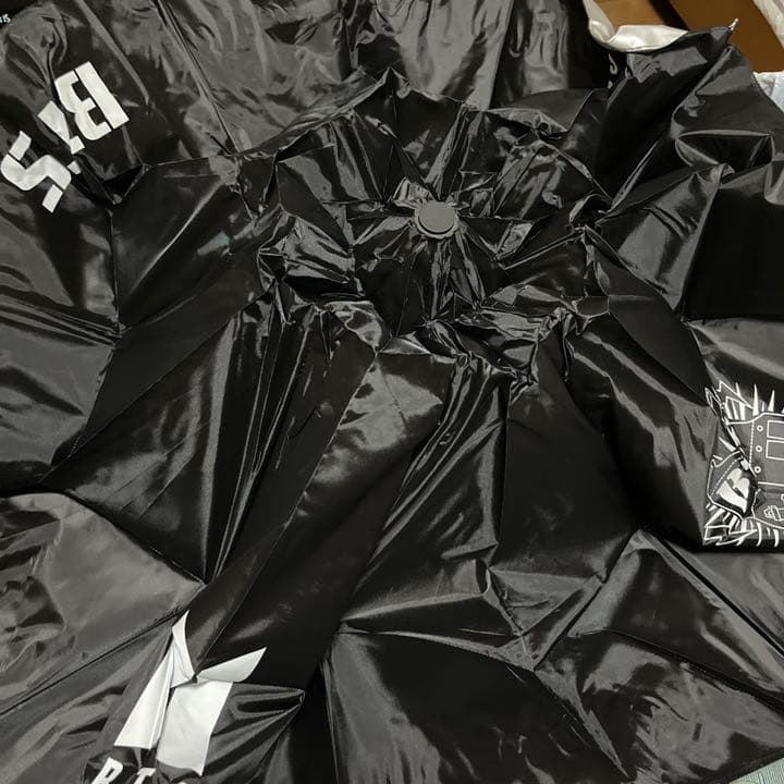 BＴＳ(ブラック傘)