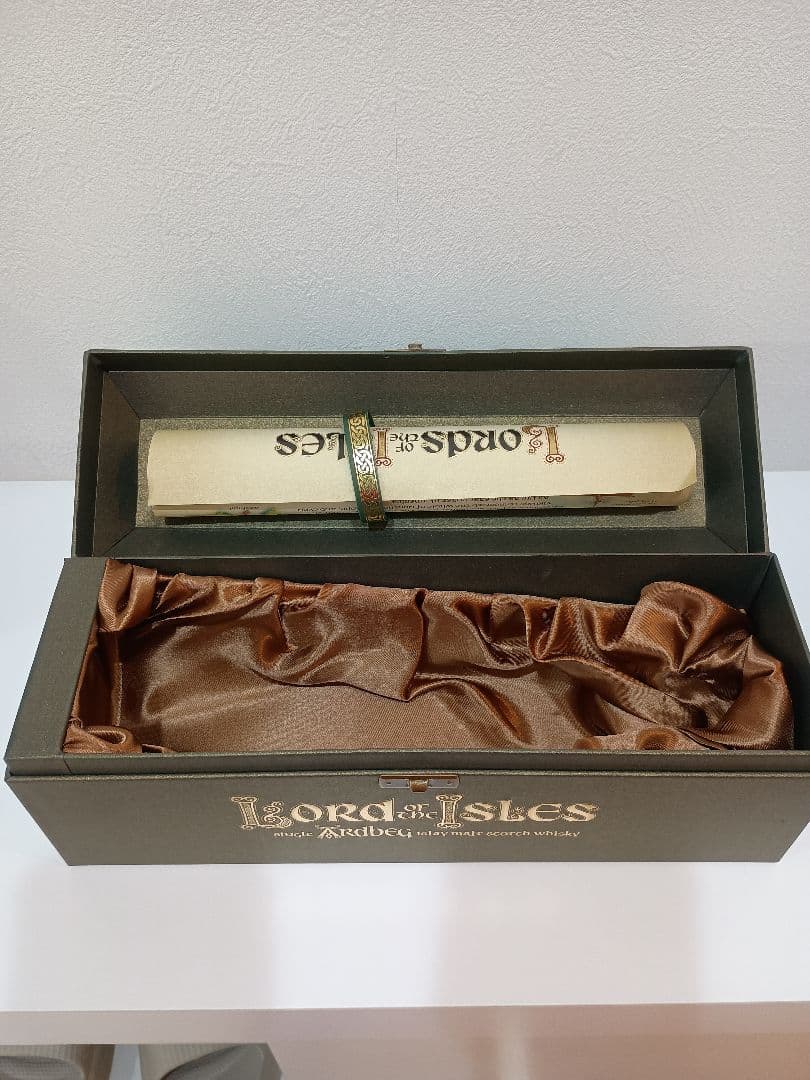 アードベッグ ロードオブジアイルズ 外箱のみです