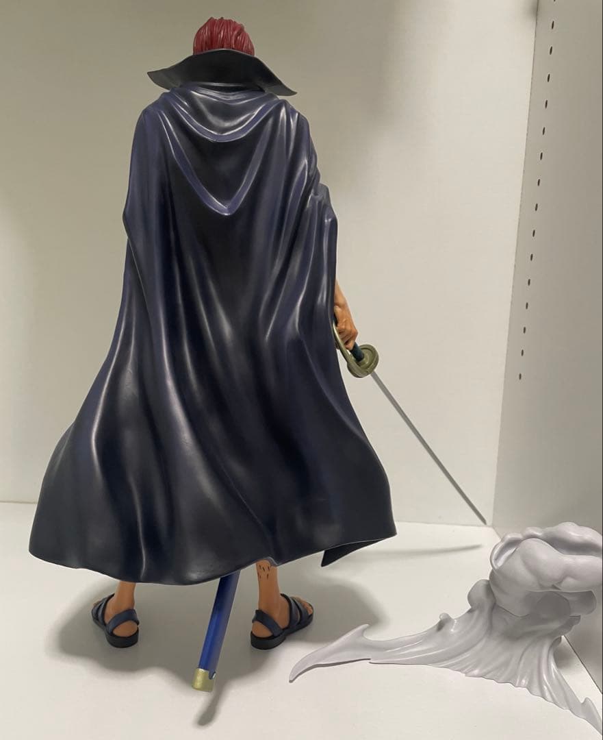 バンプレくじ　ワンピース　シャンクス　A賞　ブラシカラー　フィギュア