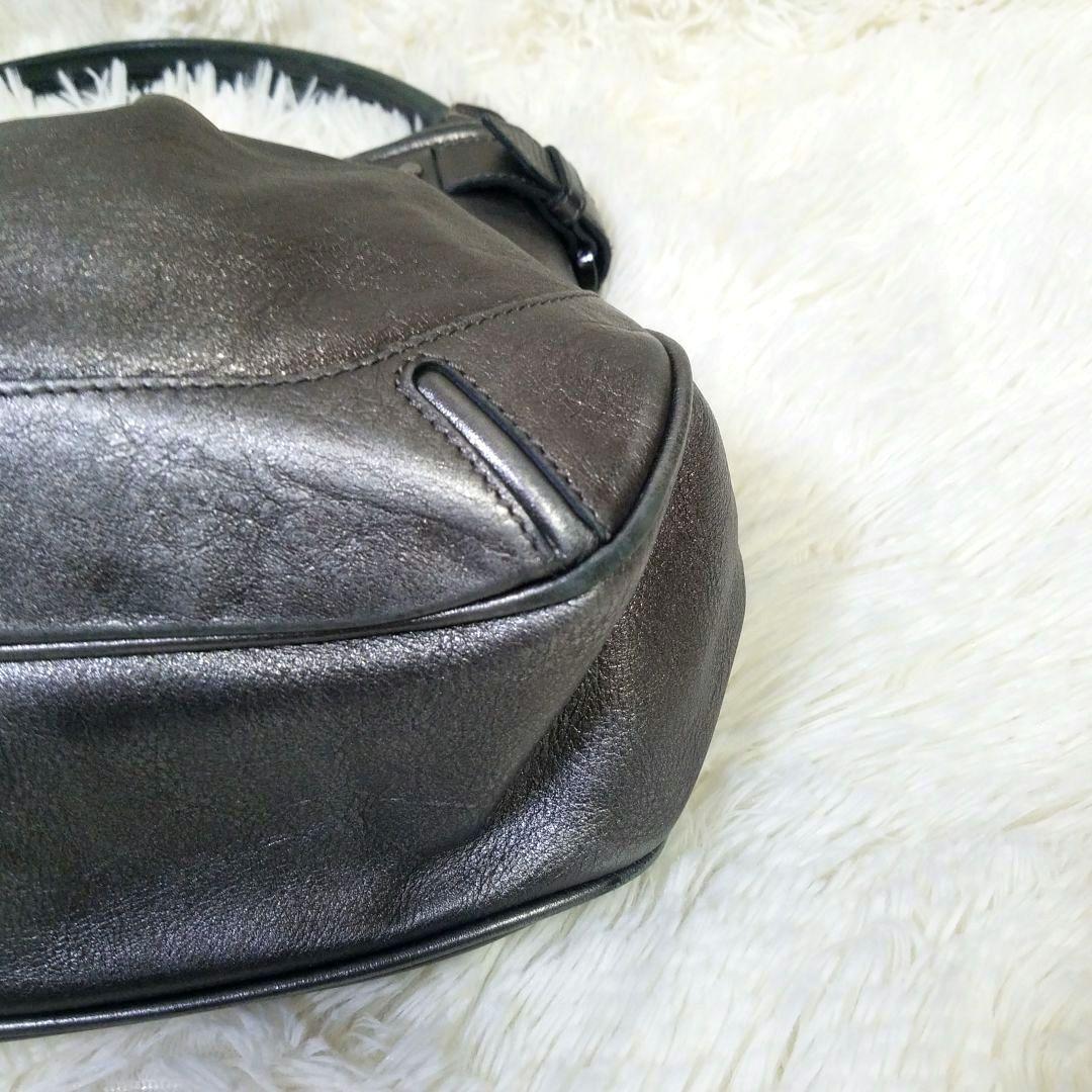 【美品】BURBERRY ワンショルダーバッグ レザー メタリックグレー 肩掛け
