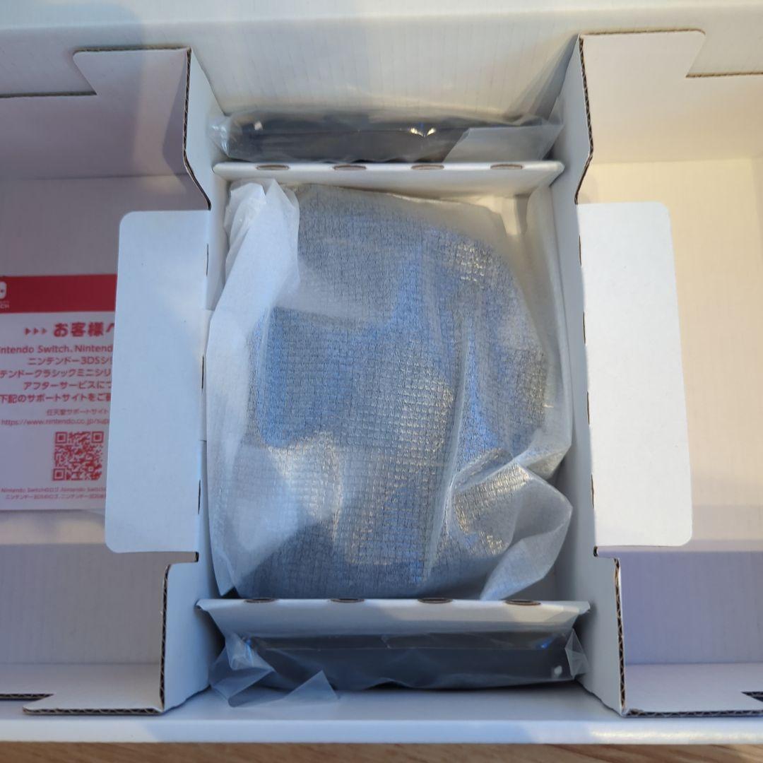 Nintendo Switch 本体（SDカード入）ケース付き