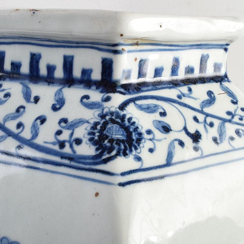 中国　大清乾隆年製　青花花文　六角大瓶　花瓶　壺　D　8941A