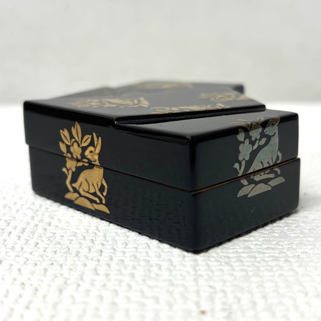 真作保証★若島孝雄 花兎蒔絵 結文香合 輪島塗り 共箱 うさぎ ウサギ