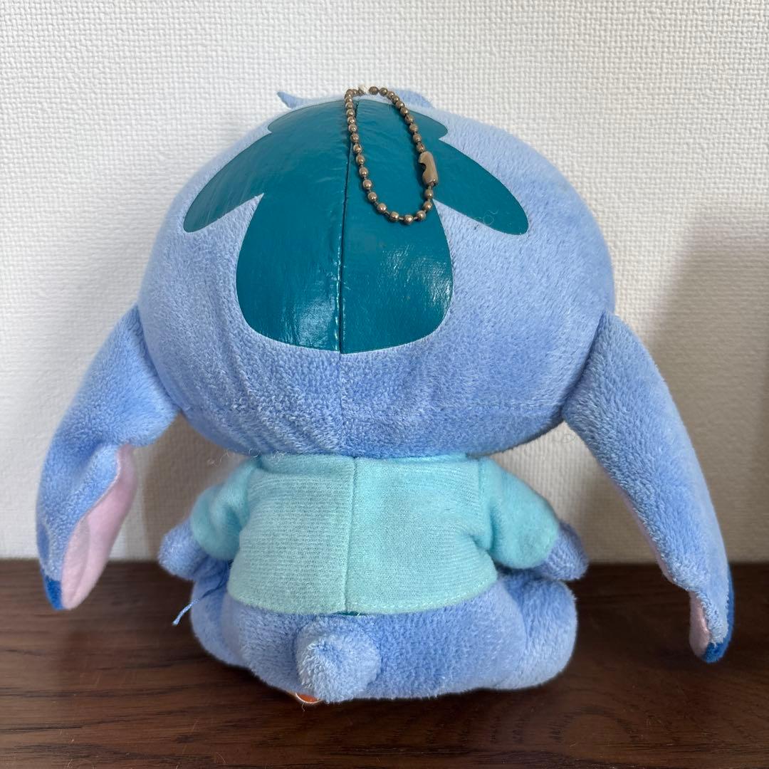 ディズニー スティッチ 香港 ぬいぐるみ 限定 スクランプ服