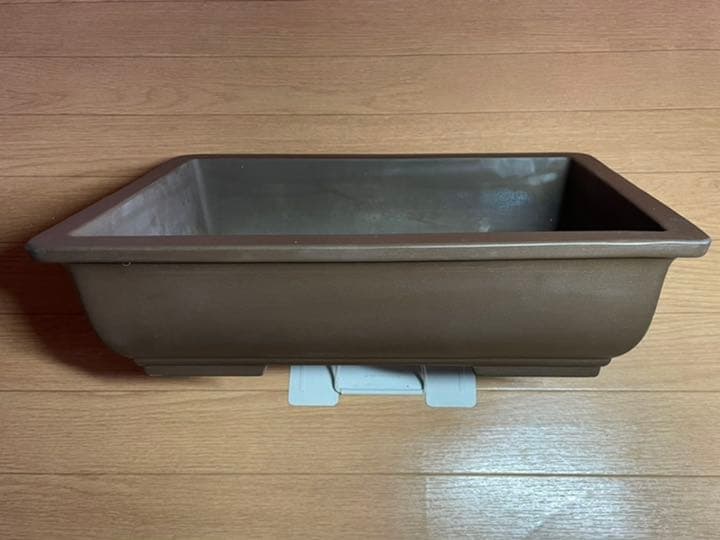 昭和盆栽鉢　紫泥外縁長方鉢切足　「山幸製陶」