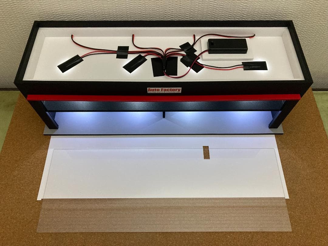 ミニカー専用ジオラマ：1/64＆1/43ショールーム＆ガレージⅠ（ワイドタイプ）