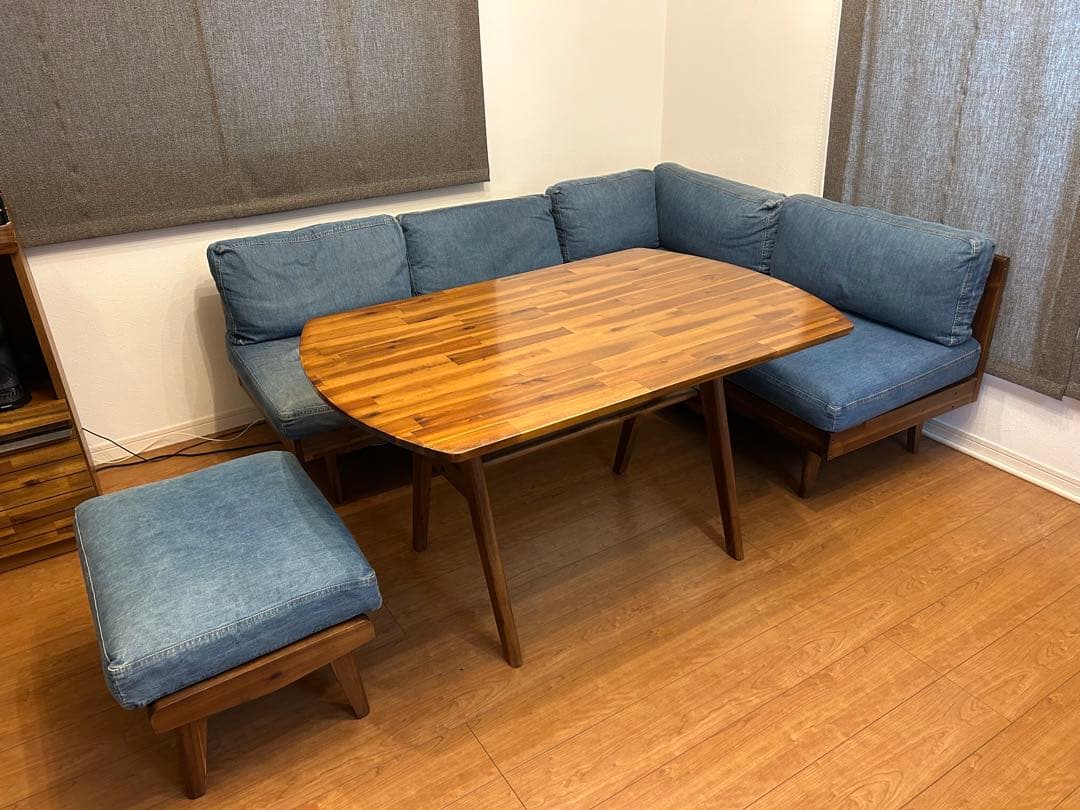 unico SWELLA ダイニングテーブル ソファ オットマン4点セット